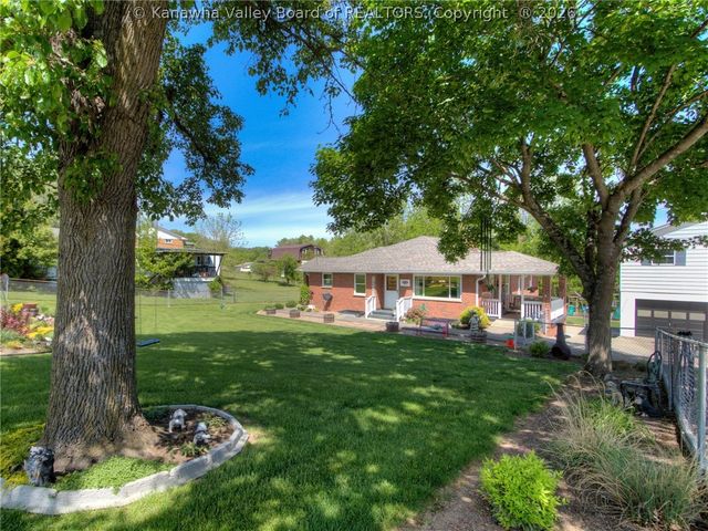 3005 Mount Vernon Drive, Hurricane, WV 25526
