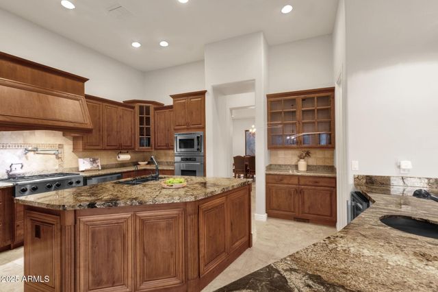 11696 N Sunset Vista Drive, Fountain Hills, AZ 85268