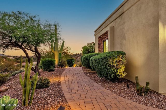 11696 N Sunset Vista Drive, Fountain Hills, AZ 85268