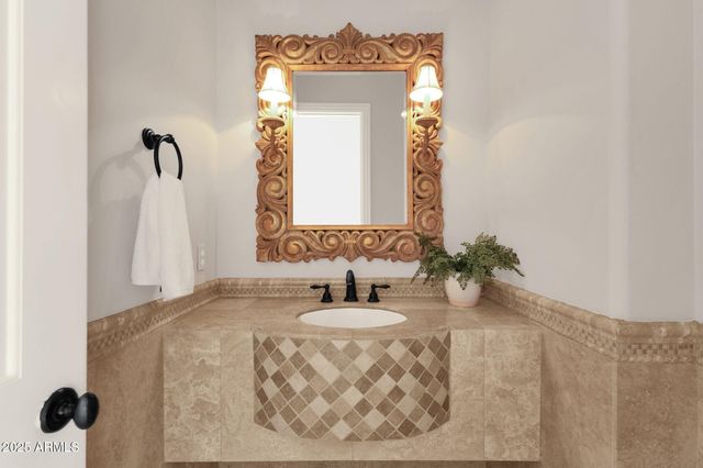 11696 N Sunset Vista Drive, Fountain Hills, AZ 85268