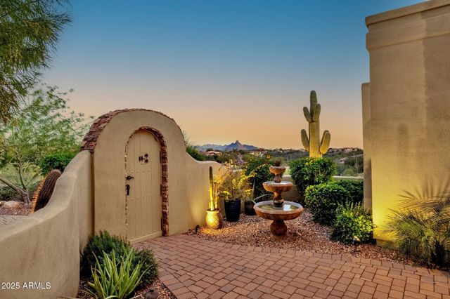 11696 N Sunset Vista Drive, Fountain Hills, AZ 85268