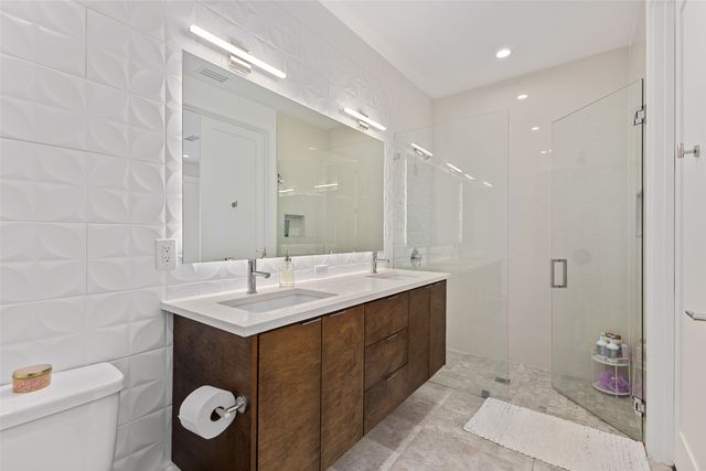 4805 Manett Street 104, Dallas, TX 75204