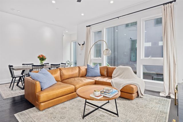 4805 Manett Street 104, Dallas, TX 75204