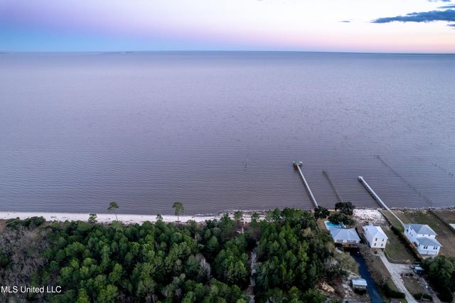 E Belle Fontaine Road, Ocean Springs, MS 39564