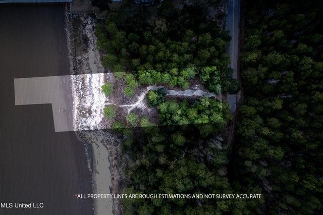 E Belle Fontaine Road, Ocean Springs, MS 39564