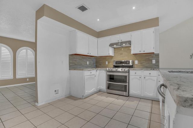 2310 Keyhole Lane, Houston, TX 77084