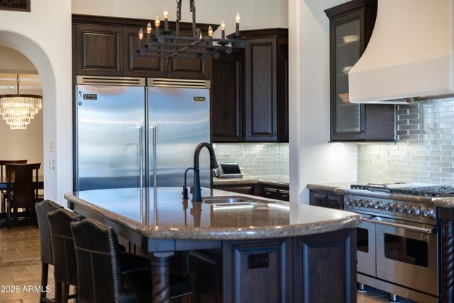 10585 E CRESCENT MOON Drive 4, Scottsdale, AZ 85262