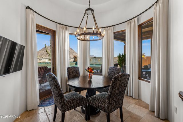 10585 E CRESCENT MOON Drive 4, Scottsdale, AZ 85262
