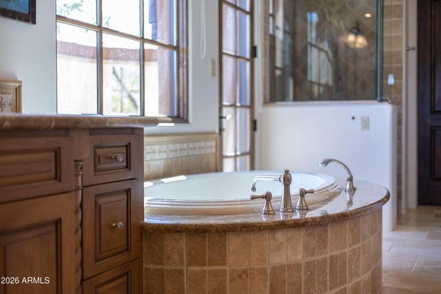 10585 E CRESCENT MOON Drive 4, Scottsdale, AZ 85262