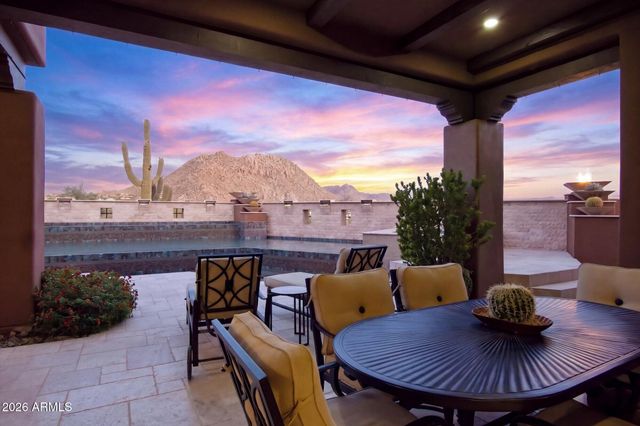 10585 E CRESCENT MOON Drive 4, Scottsdale, AZ 85262