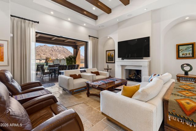 10585 E CRESCENT MOON Drive 4, Scottsdale, AZ 85262