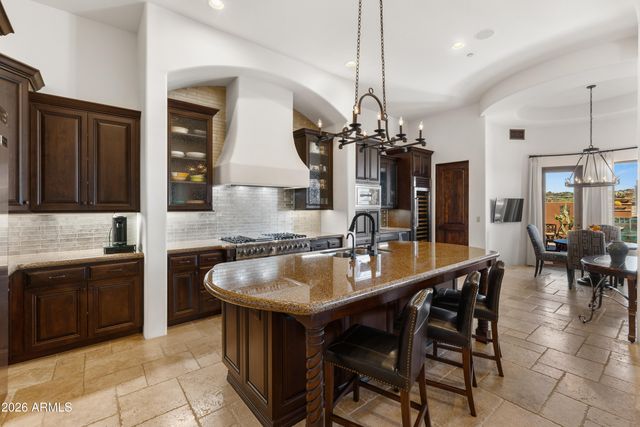 10585 E CRESCENT MOON Drive 4, Scottsdale, AZ 85262