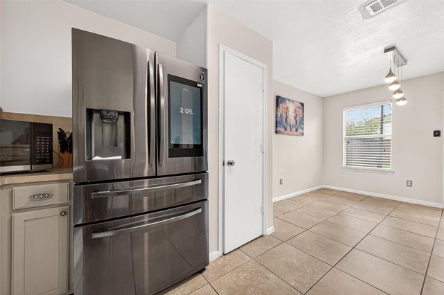 2510 Fox Water Drive, Spring, TX 77386