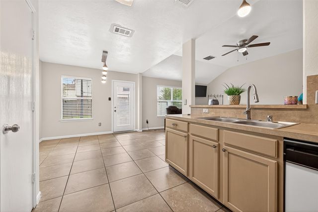 2510 Fox Water Drive, Spring, TX 77386