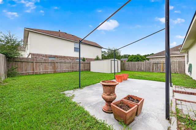 2510 Fox Water Drive, Spring, TX 77386