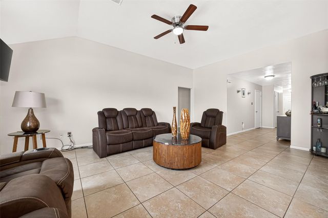 2510 Fox Water Drive, Spring, TX 77386