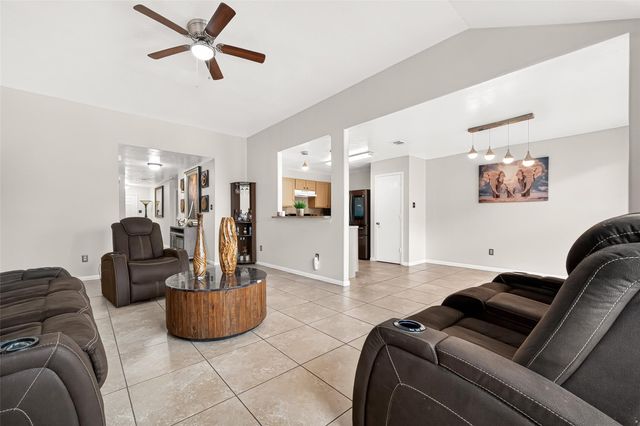 2510 Fox Water Drive, Spring, TX 77386