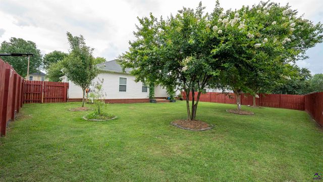 111 Harmony Path, Bonaire, GA 31005