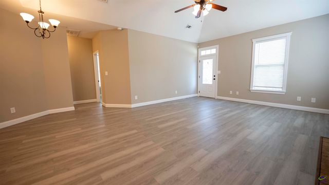 111 Harmony Path, Bonaire, GA 31005