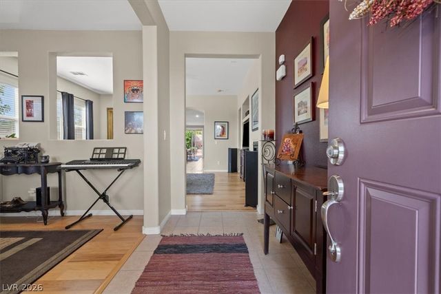 7811 SUGARLOAF PEAK Street, Las Vegas, NV 89166