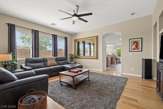 7811 SUGARLOAF PEAK Street, Las Vegas, NV 89166