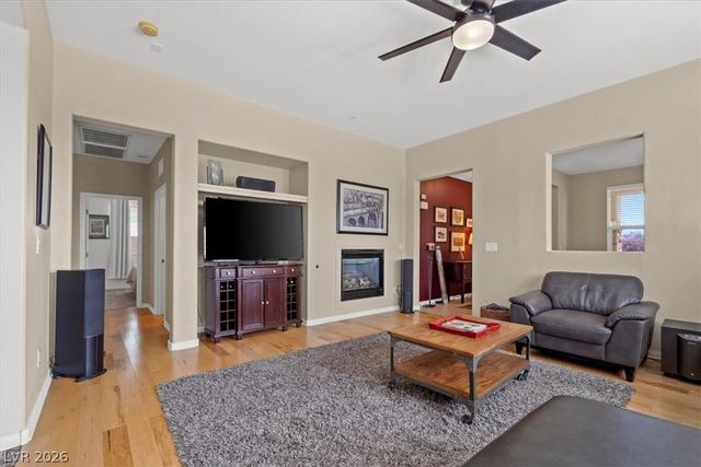 7811 SUGARLOAF PEAK Street, Las Vegas, NV 89166