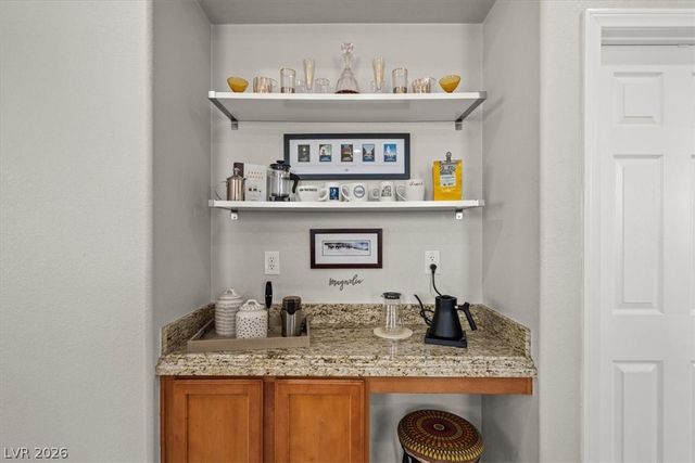 7811 SUGARLOAF PEAK Street, Las Vegas, NV 89166