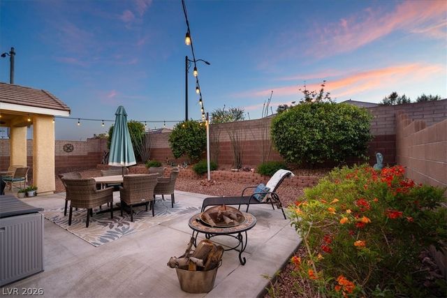 7811 SUGARLOAF PEAK Street, Las Vegas, NV 89166