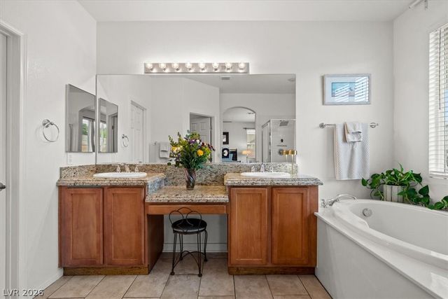 7811 SUGARLOAF PEAK Street, Las Vegas, NV 89166