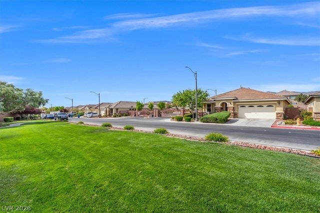 7811 SUGARLOAF PEAK Street, Las Vegas, NV 89166