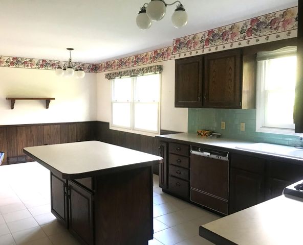 9625 Oakview Drive, Portage, MI 49024