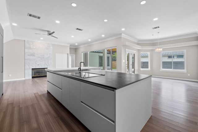 9309 Bluegrass DR, Austin, TX 78759