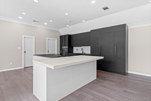 9309 Bluegrass DR, Austin, TX 78759