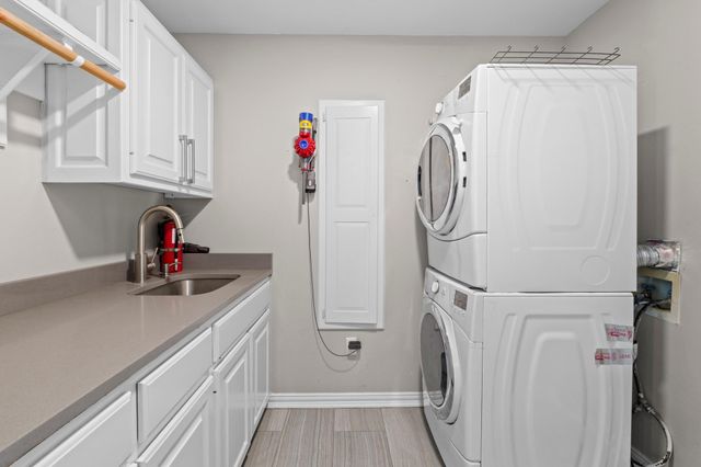 9309 Bluegrass DR, Austin, TX 78759