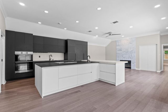 9309 Bluegrass DR, Austin, TX 78759