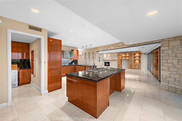 2801 Setting Sun, Corona Del Mar, CA 92625
