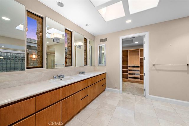 2801 Setting Sun, Corona Del Mar, CA 92625