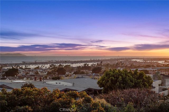 2801 Setting Sun, Corona Del Mar, CA 92625