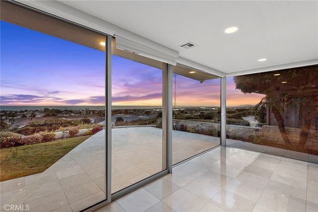 2801 Setting Sun, Corona Del Mar, CA 92625