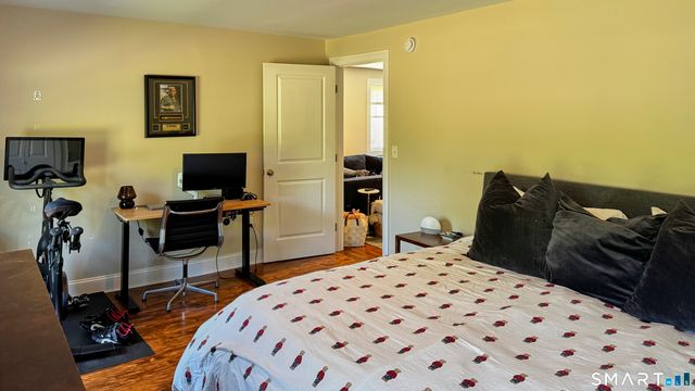 100 Gaylord Mountain Road, Hamden, CT 06518