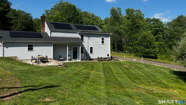 100 Gaylord Mountain Road, Hamden, CT 06518