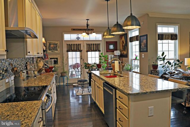 101 TROUT RIVER TER, Falling Waters, WV 25419