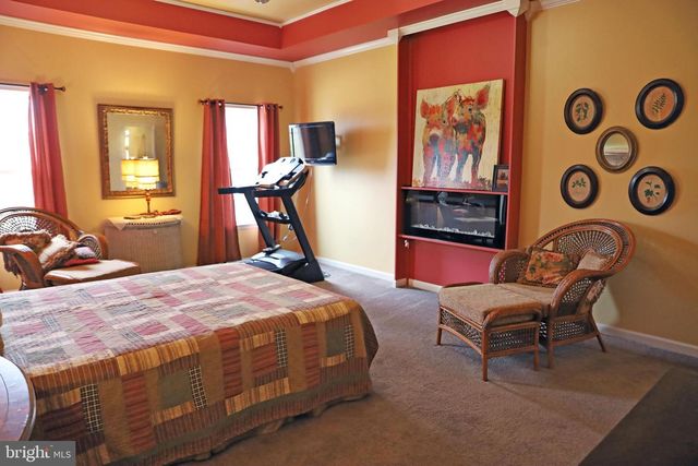 101 TROUT RIVER TER, Falling Waters, WV 25419