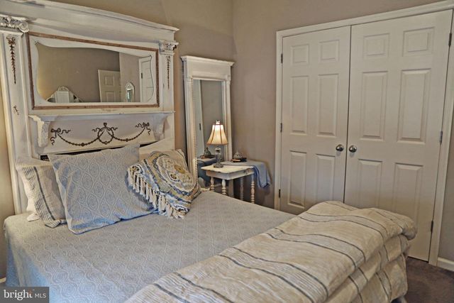 101 TROUT RIVER TER, Falling Waters, WV 25419