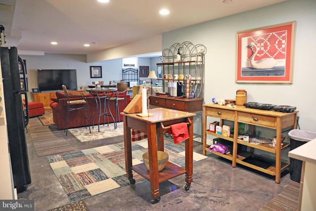 101 TROUT RIVER TER, Falling Waters, WV 25419