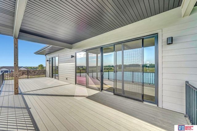 7956 S 43rd Street, Lincoln, NE 68516