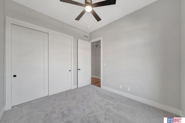 7956 S 43rd Street, Lincoln, NE 68516