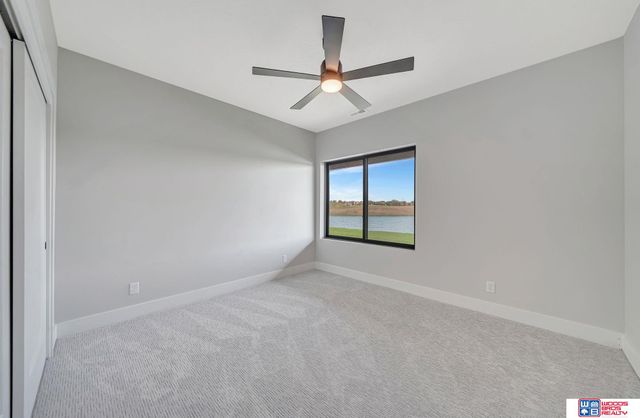 7956 S 43rd Street, Lincoln, NE 68516