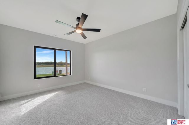 7956 S 43rd Street, Lincoln, NE 68516