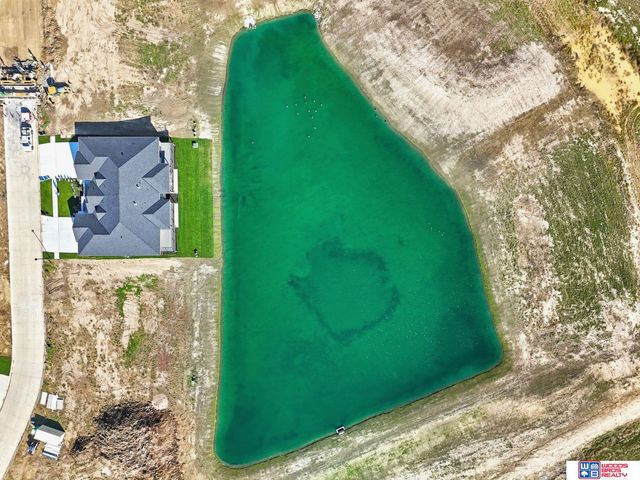 7956 S 43rd Street, Lincoln, NE 68516